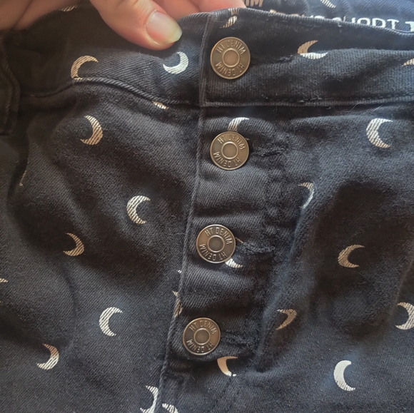 Hot Topic Moon Denim Shorts Button Fly - Picture 2 of 5